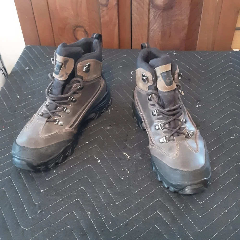 Spencer Wolverines - Picture 8 of 13